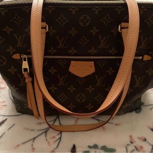 Louis Vuitton Monogram lena PM